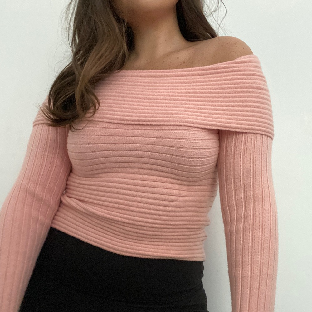 Off the shoulder top!
